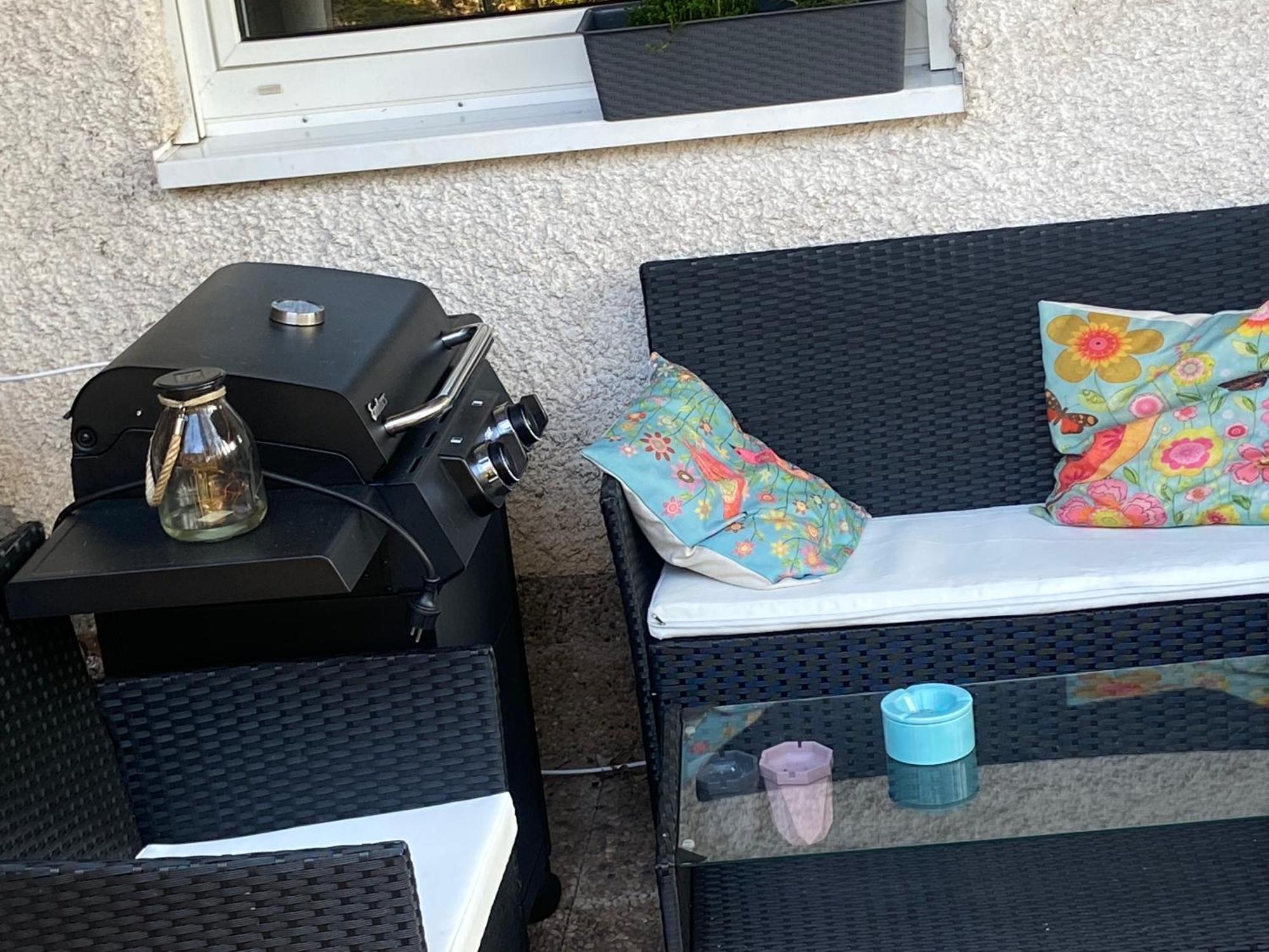 In Saarbruecken Stadtnahe Gemuetliche Wohnung Am Deutsch-Franzoesischen Garten Extérieur photo